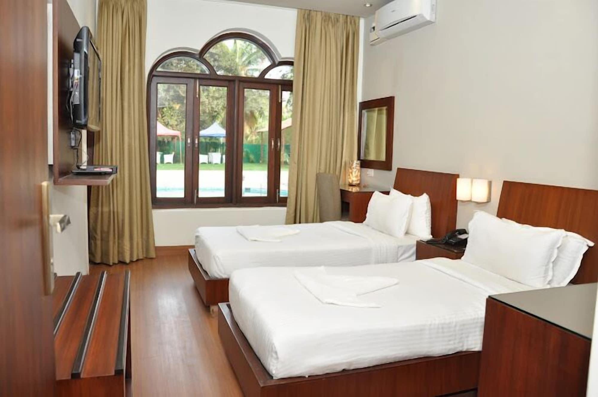 Sukhmantra Resort & Spa Кандолим Экстерьер фото