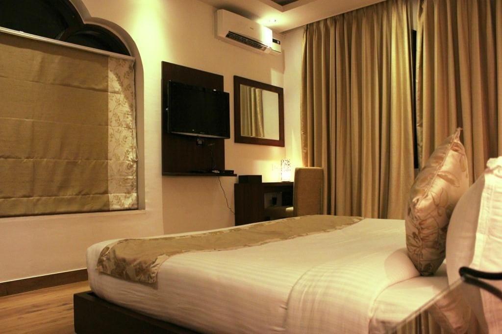 Sukhmantra Resort & Spa Кандолим Экстерьер фото